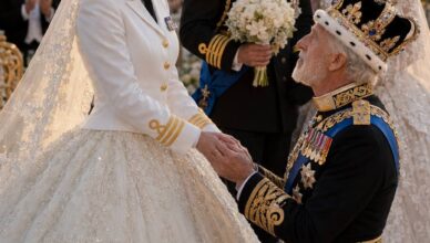 Part 2: My sister thought my Navy uniform would ruin her royal wedding. So she removed me from the guest list, smiled for the cameras, and pretended I didn’t exist. Part 2: My sister thought my Navy uniform would ruin her royal wedding. So she removed me from the guest list, smiled for the cameras, and pretended I didn’t exist.