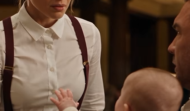 The Baby Reached for the Waitress — Then a Symbol on His Father’s Chest Changed Everything